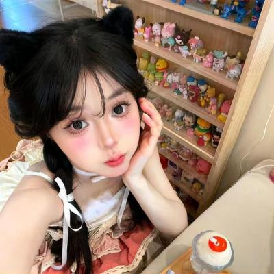 蒙面纱的男子