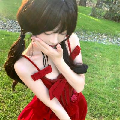 冲破樊笼走彩凤